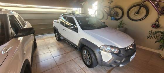 FIAT STRADA 1.8 MPI ADVENTURE CD 16V FLEX 3P MANUAL